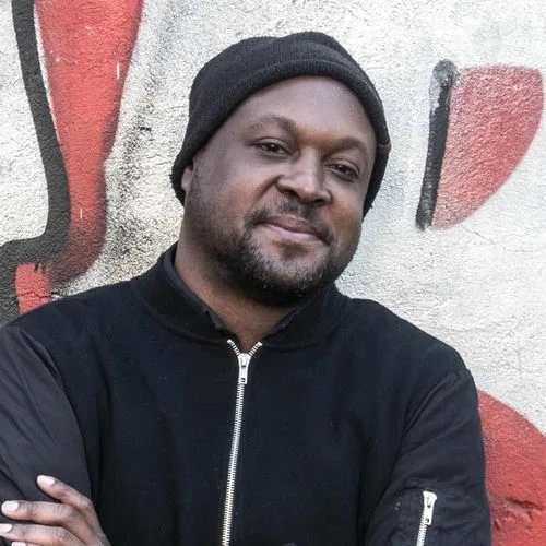 DJ L SKULLY