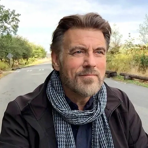Michael Tomlinson
