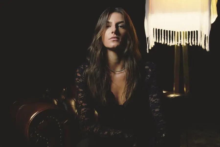 Bianca Joulianou follows 'Cowboy Casanova' with new single 'The Rich Girl'