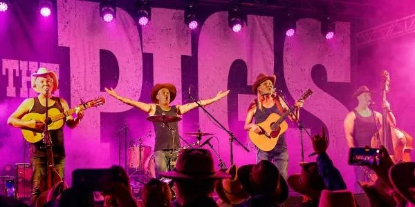 The Pigs in Concert