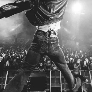 Never Change - Live