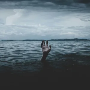 رومنسيات حزينة