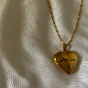 Ultra Love