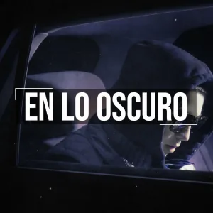 En Lo Oscuro