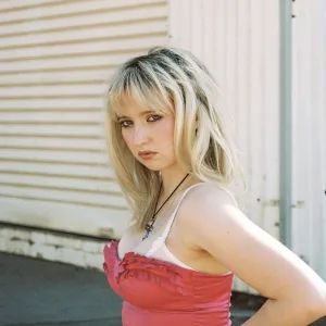 Girl’s Girl