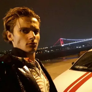 Yakışır