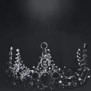 CROWN
