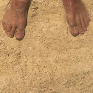 Sandy Toes