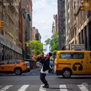 New York (Feat. meenoi)
